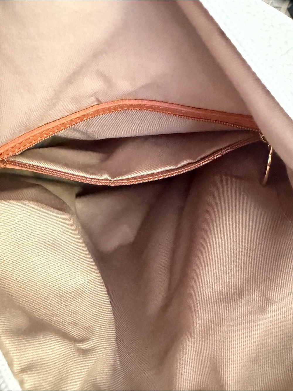 Valentina White and Camel Pebbled Leather Italy Bag NWOT - Picture 6 of 12